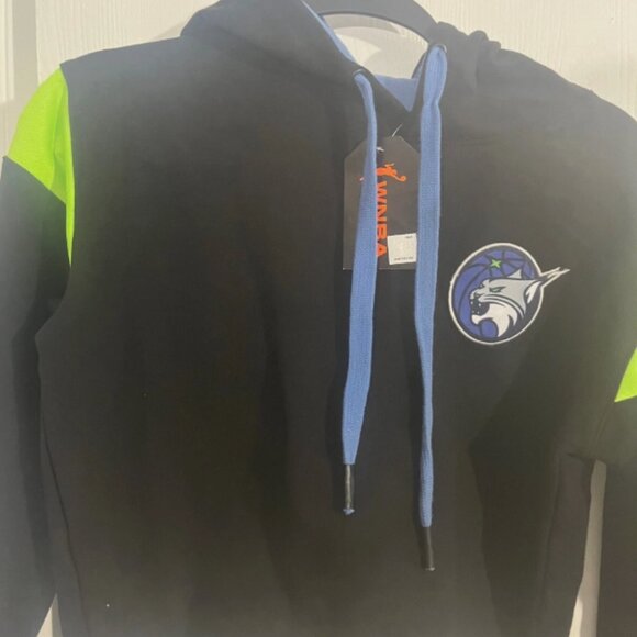 WNBA - Minnesota Lynx Cropped Hoodie with Applique, Vintage Style, Size Small, - Picture 1 of 8